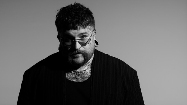 Teddy Swims recalls the moment he ‘lost control’ at a music festival: ‘This is what I want to be’